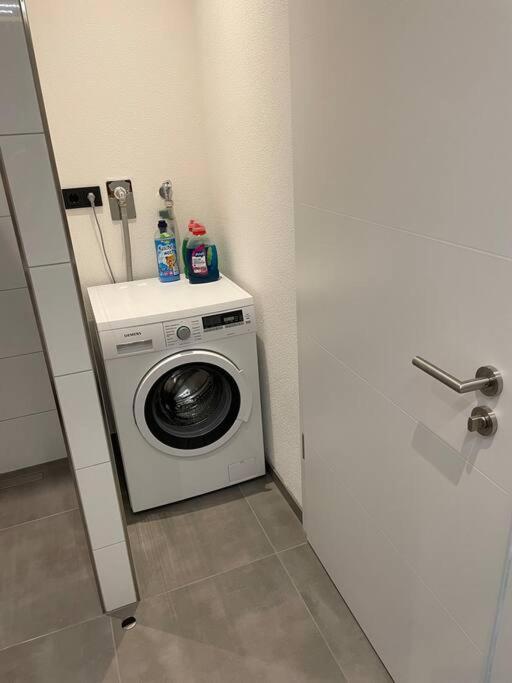 Gemuetliche, Topp Ausgestattete Ferienwohnung Bann Экстерьер фото
